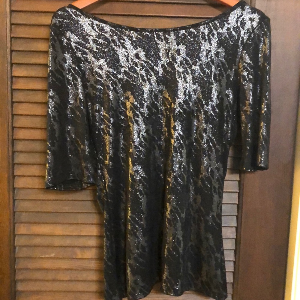 Shimmery black top